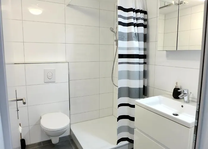 Henry's 300 By Interhome * Entrelagos